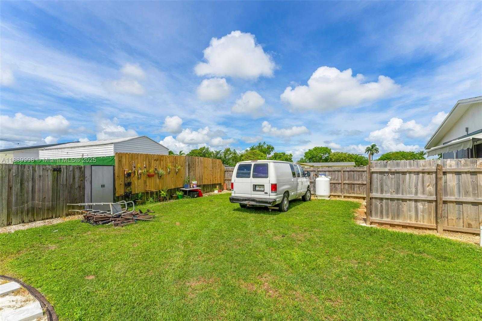 Small Image of 27645 SOUTH WEST 163RD AVE, Homestead Number 25