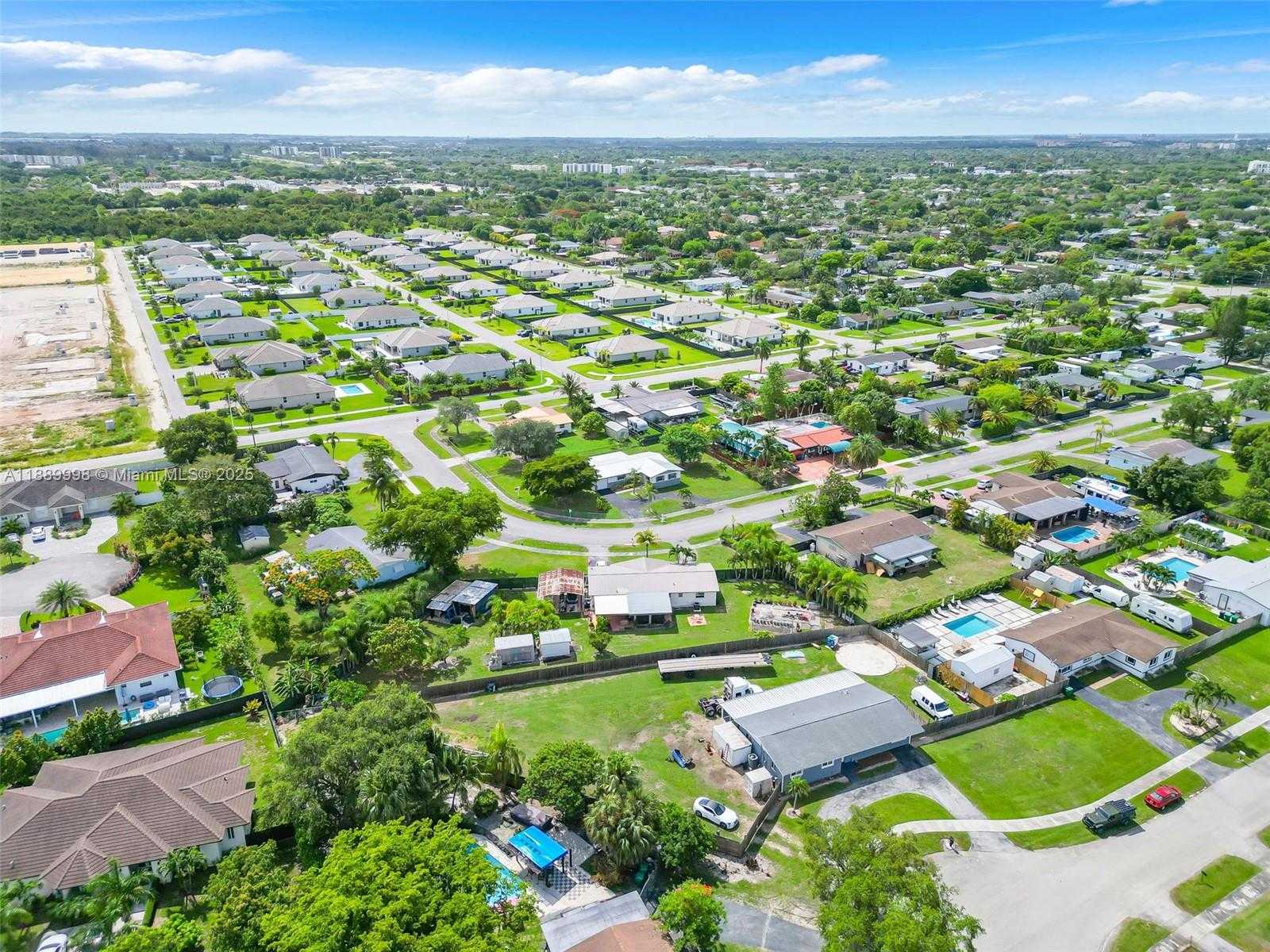 Small Image of 27645 SOUTH WEST 163RD AVE, Homestead Number 37