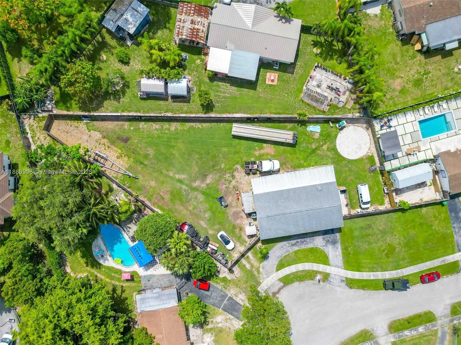 Small Image of 27645 SOUTH WEST 163RD AVE, Homestead Number 40
