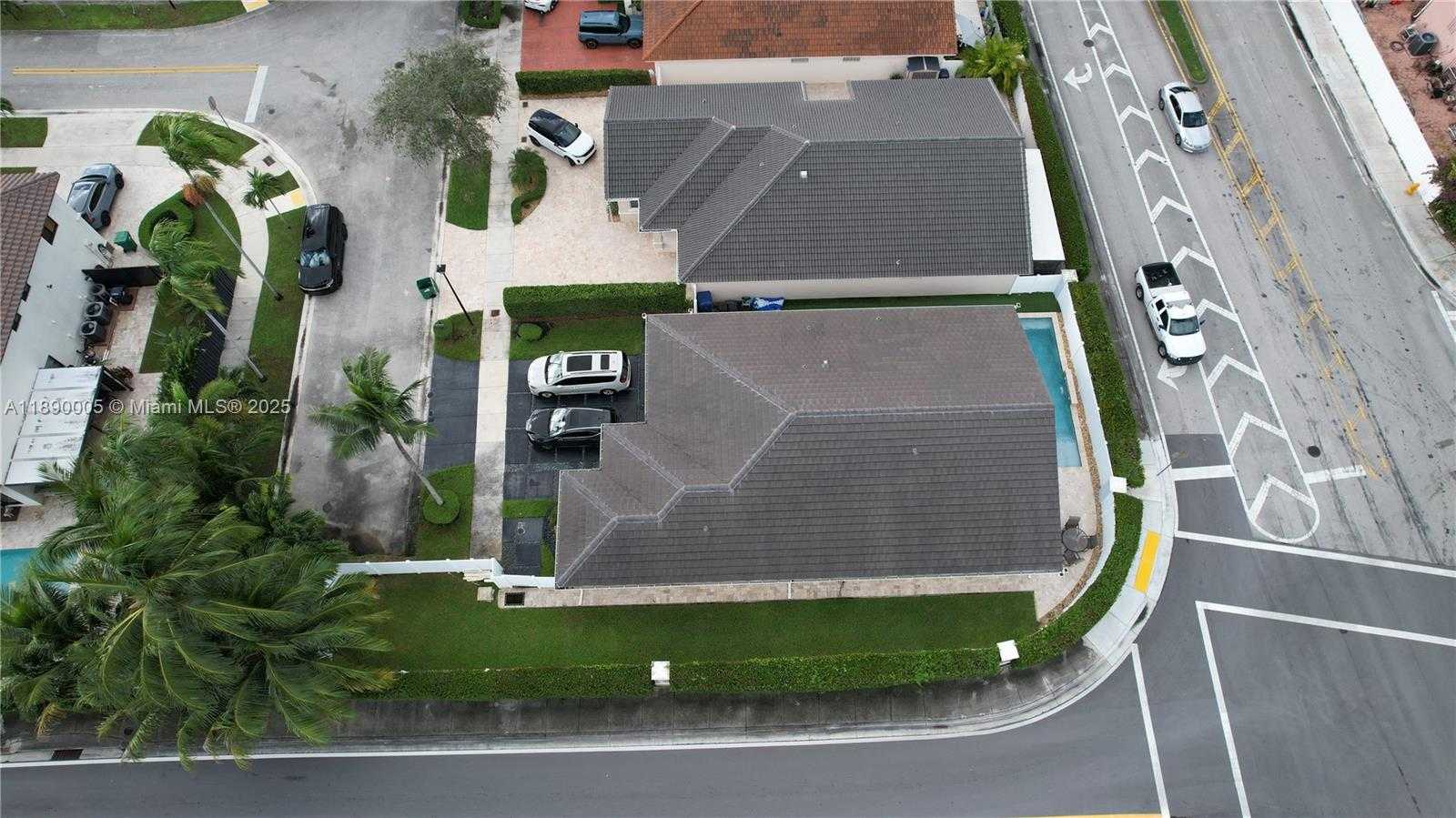 Small Image of 14562 NORTH WEST 88TH PL, Miami Lakes Number 9