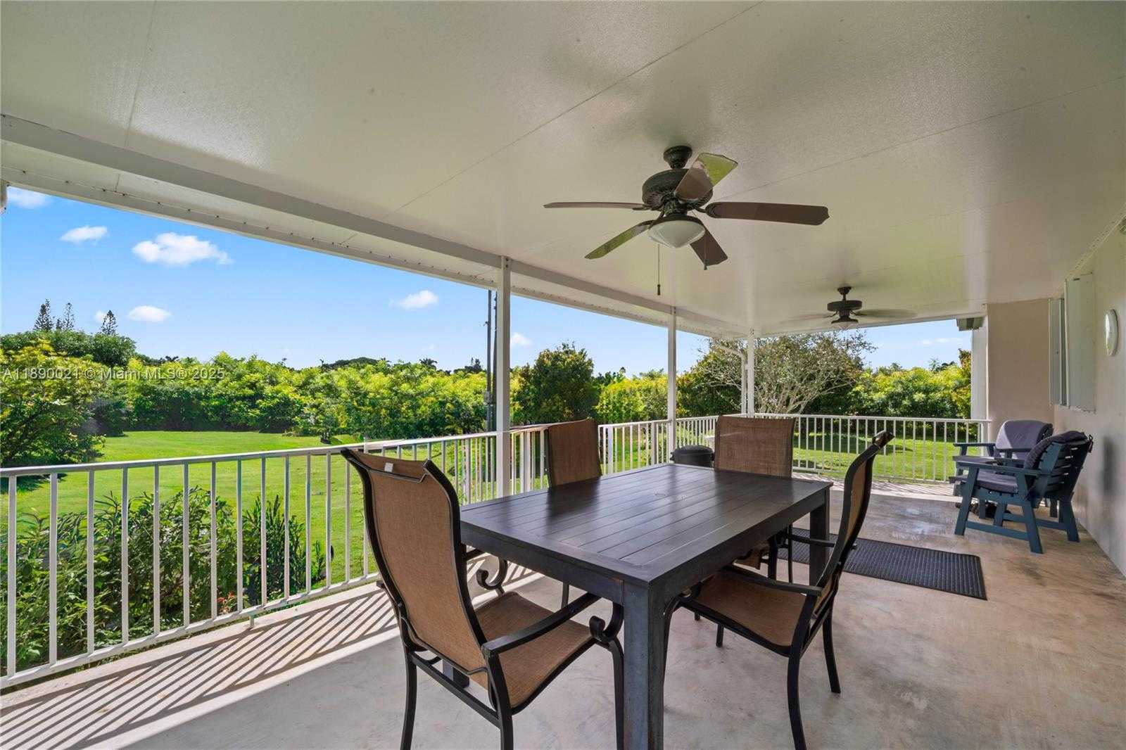Small Image of 16530 SOUTH WEST 232ND ST, Miami Number 10