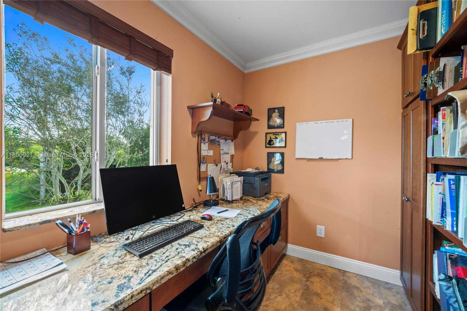 Small Image of 16530 SOUTH WEST 232ND ST, Miami Number 28