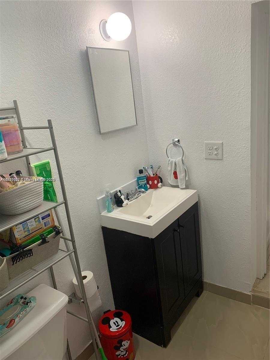 Small Image of 6309 WILEY ST, Hollywood Number 8