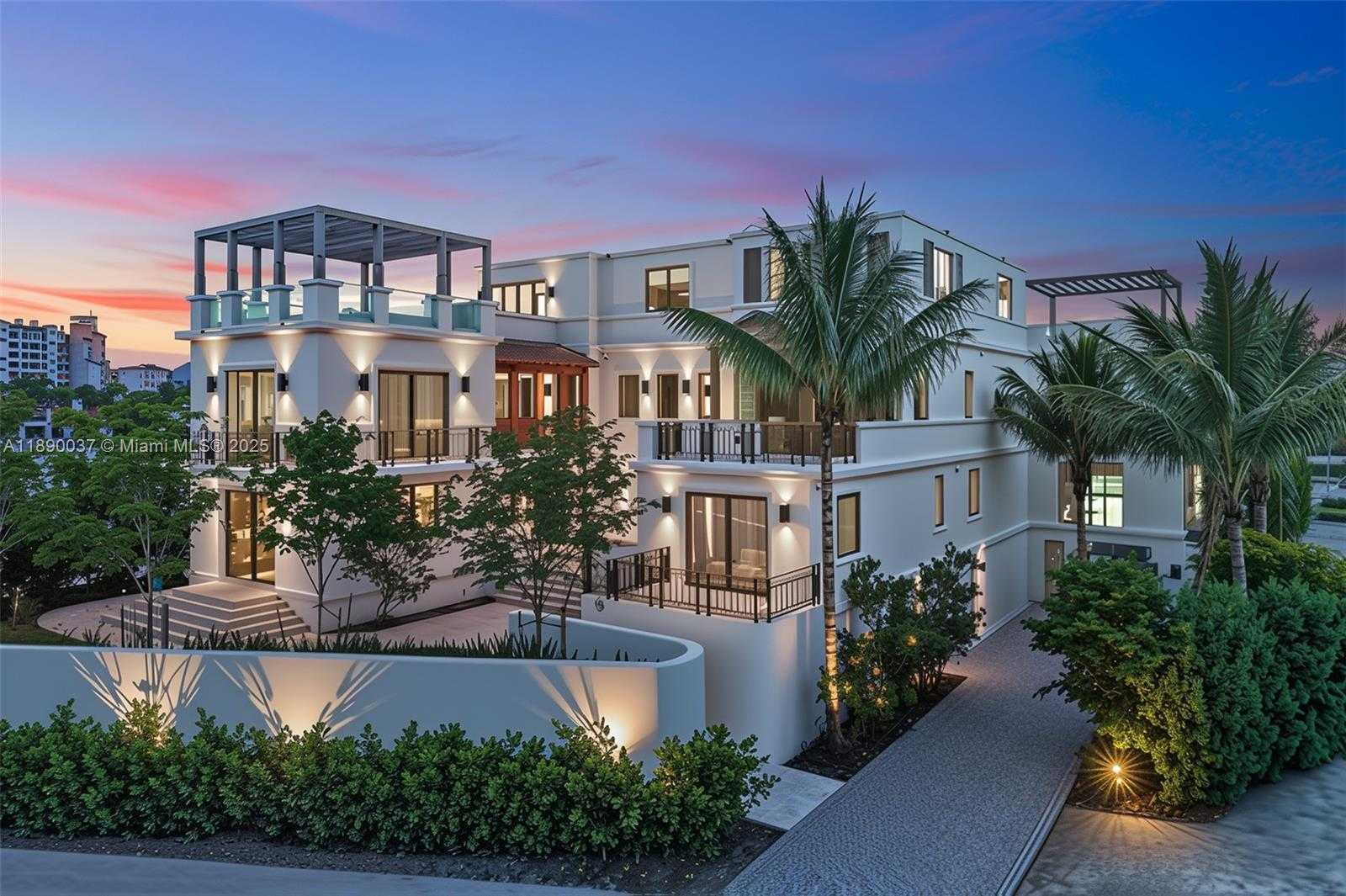 Small Image of 1005 FISHER ISLAND DRIVE, Fisher Island Number 2