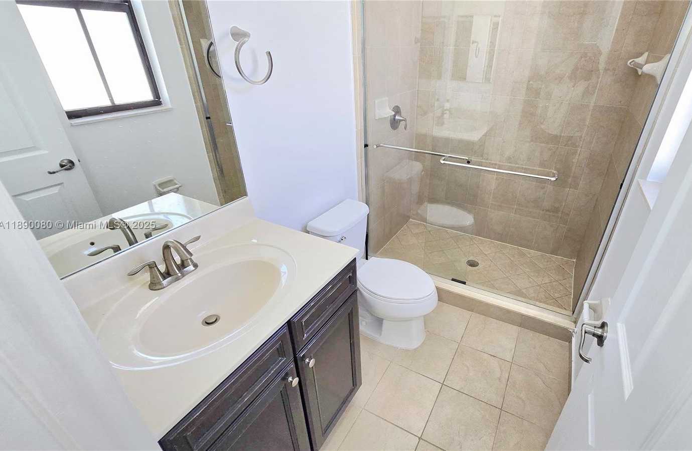 Small Image of Doral Number 53