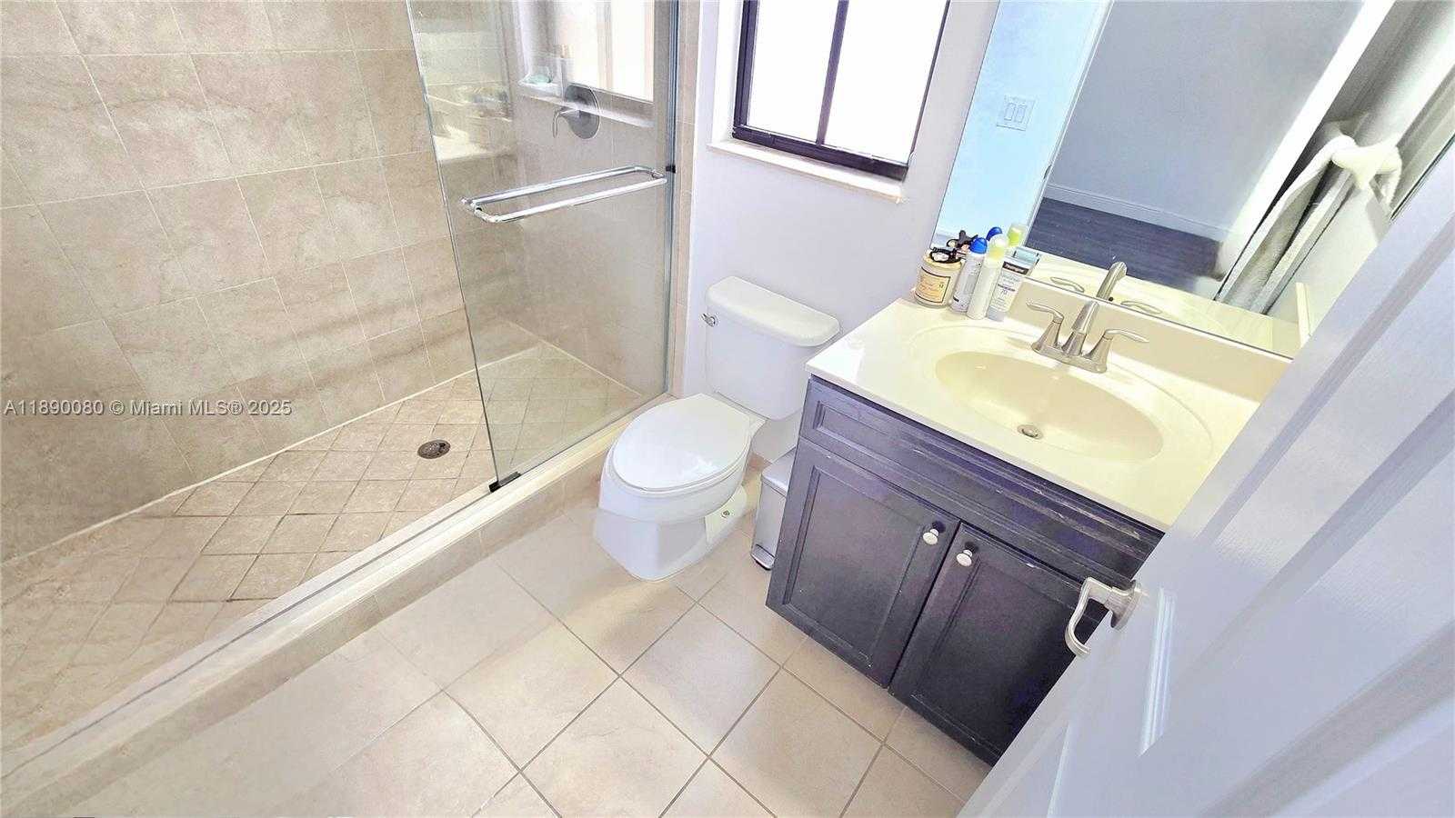 Small Image of Doral Number 58