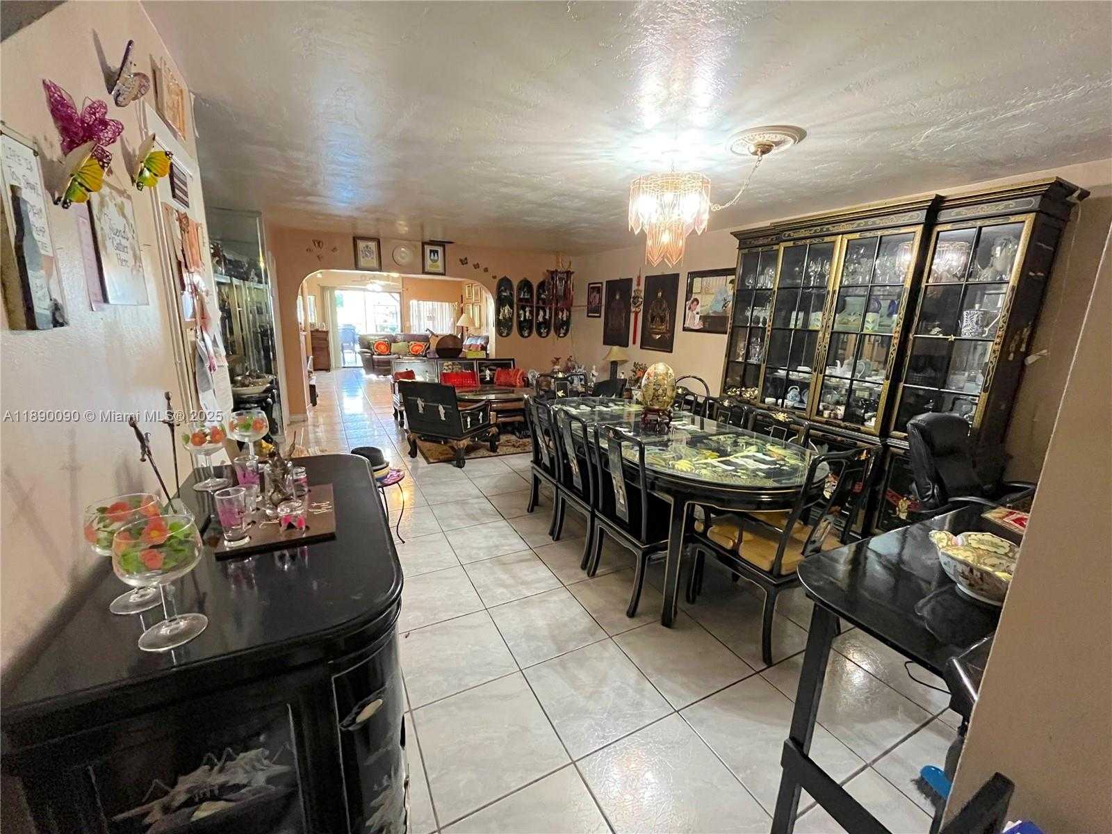Small Image of 1320 WEST 71ST ST, Hialeah Number 11