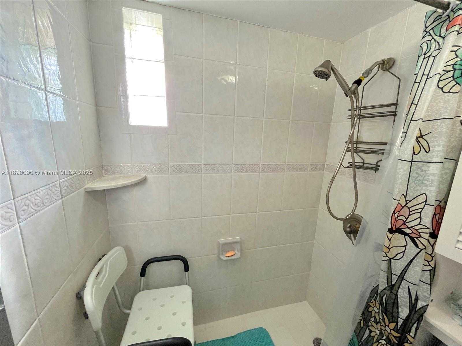 Small Image of 1320 WEST 71ST ST, Hialeah Number 21