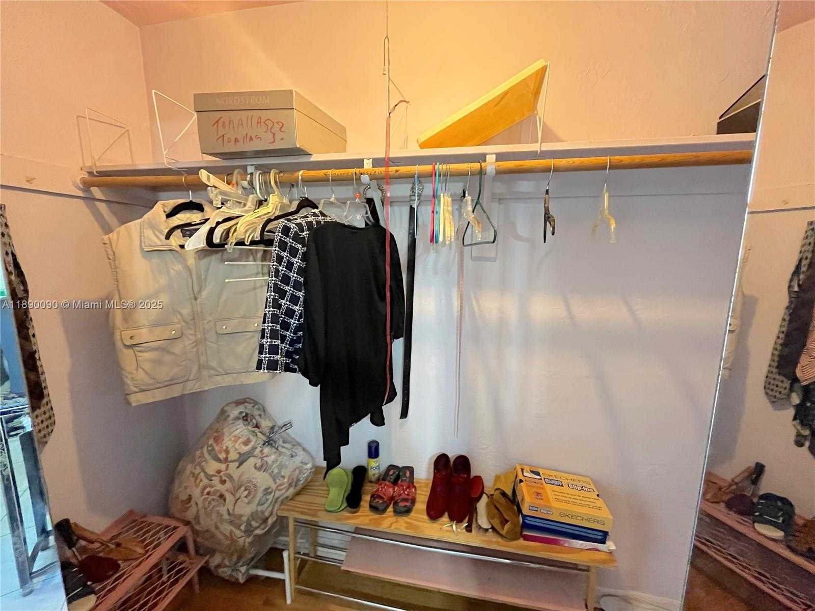 Small Image of 1320 WEST 71ST ST, Hialeah Number 27