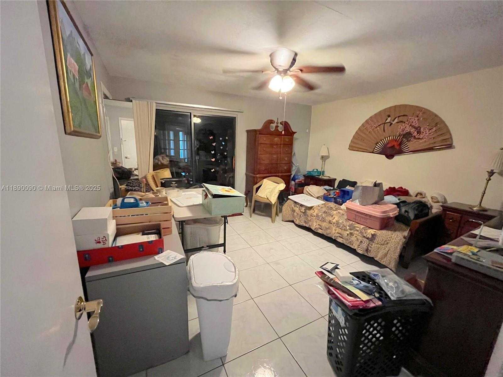 Small Image of 1320 WEST 71ST ST, Hialeah Number 30
