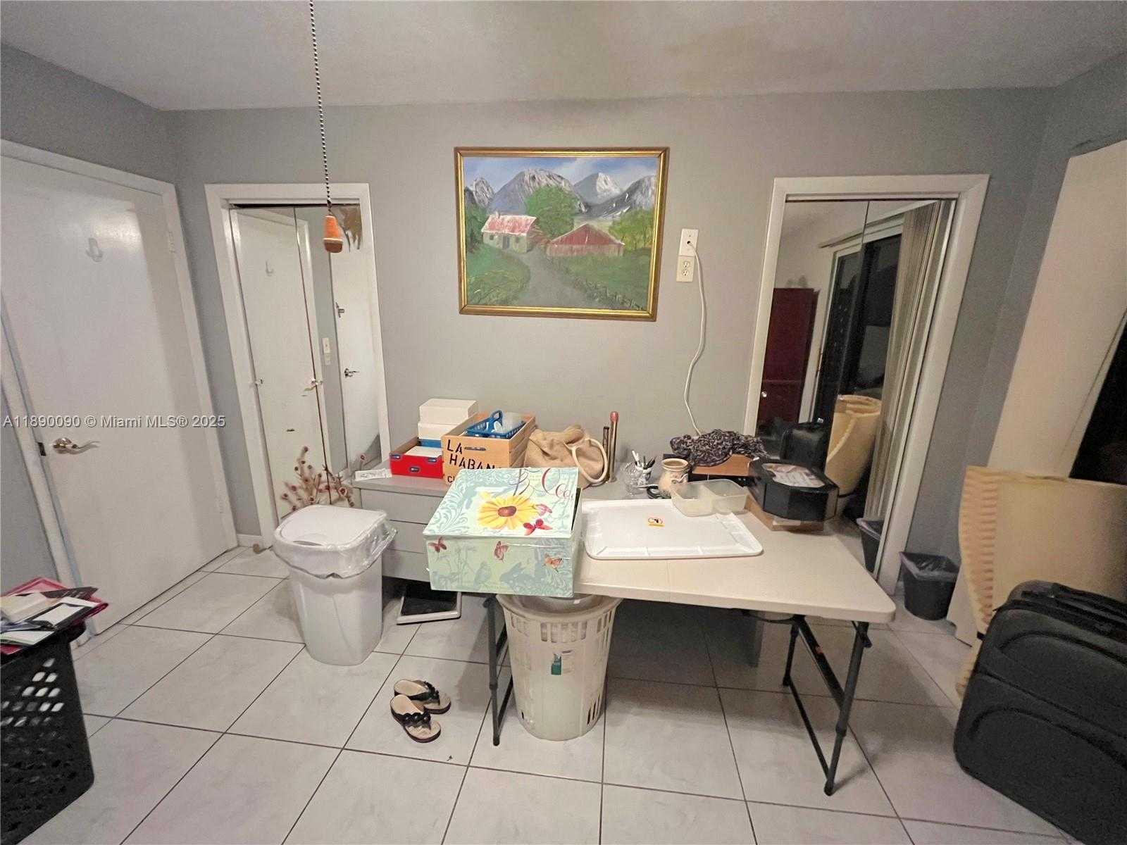 Small Image of 1320 WEST 71ST ST, Hialeah Number 37