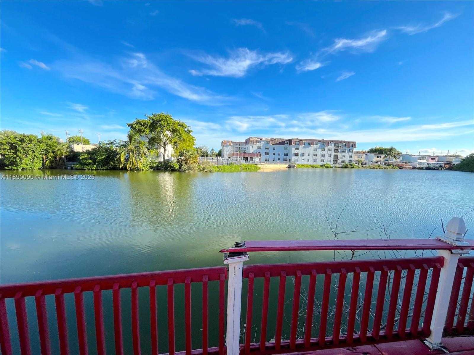 Small Image of 1320 WEST 71ST ST, Hialeah Number 47