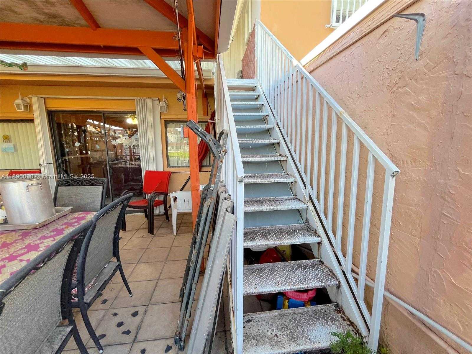 Small Image of 1320 WEST 71ST ST, Hialeah Number 49