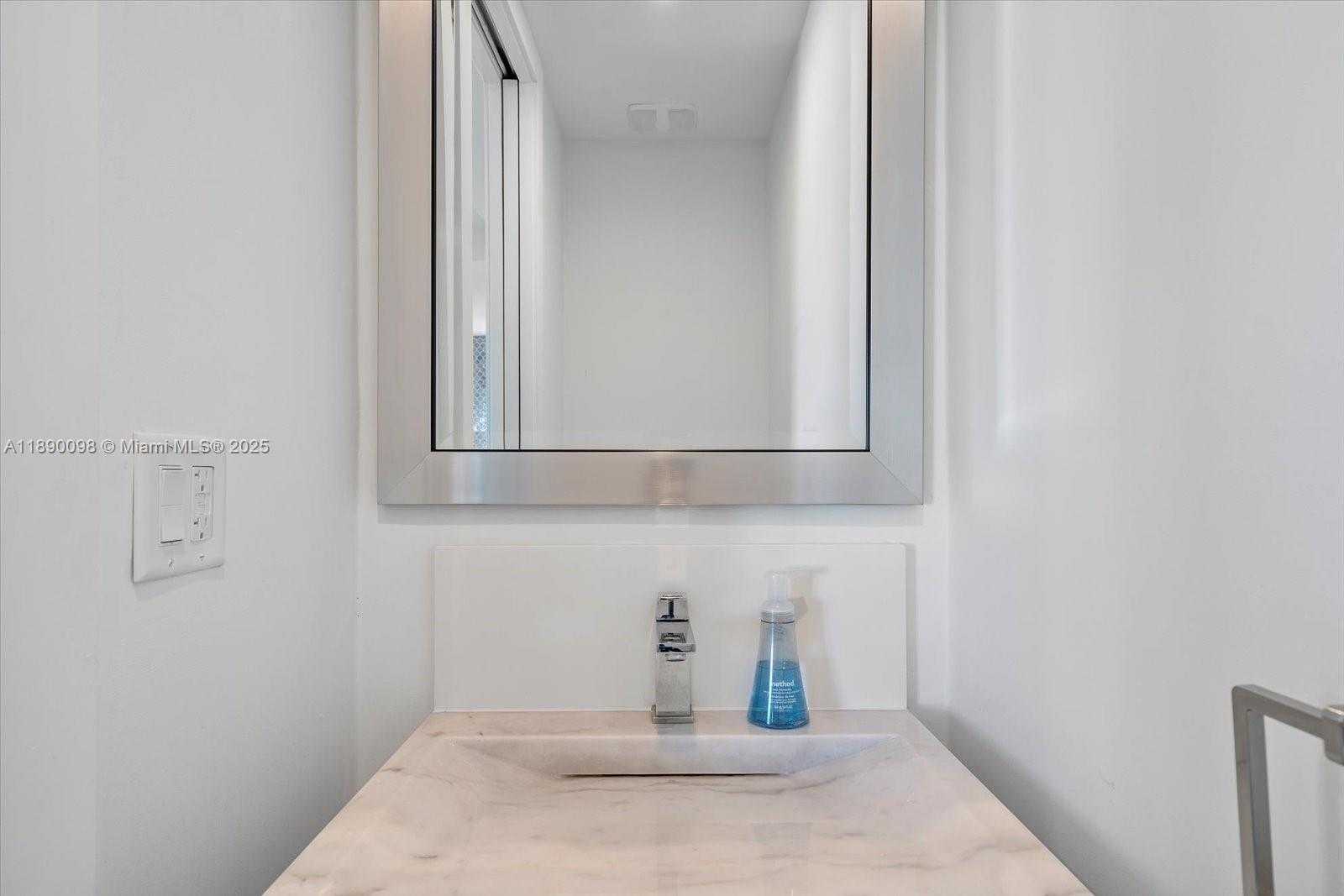 Small Image of 332 BALBOA ST, Hollywood Number 33