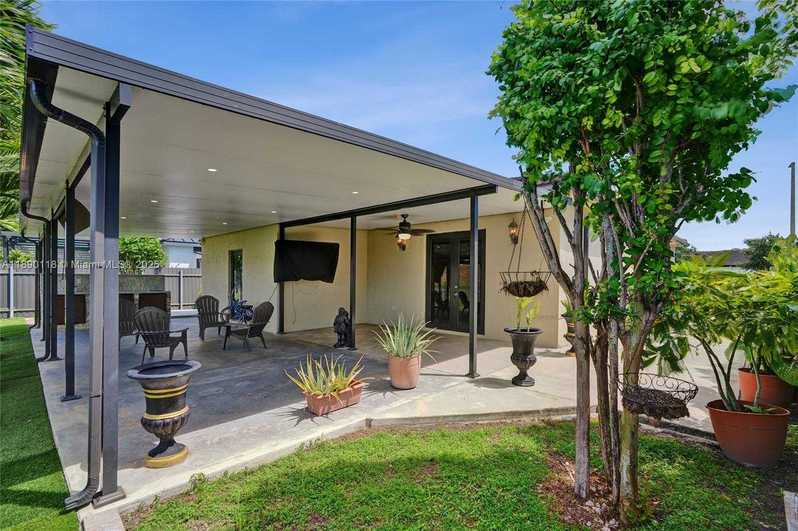 Small Image of 27700 SOUTH WEST 135TH AVE RD, Homestead Number 22