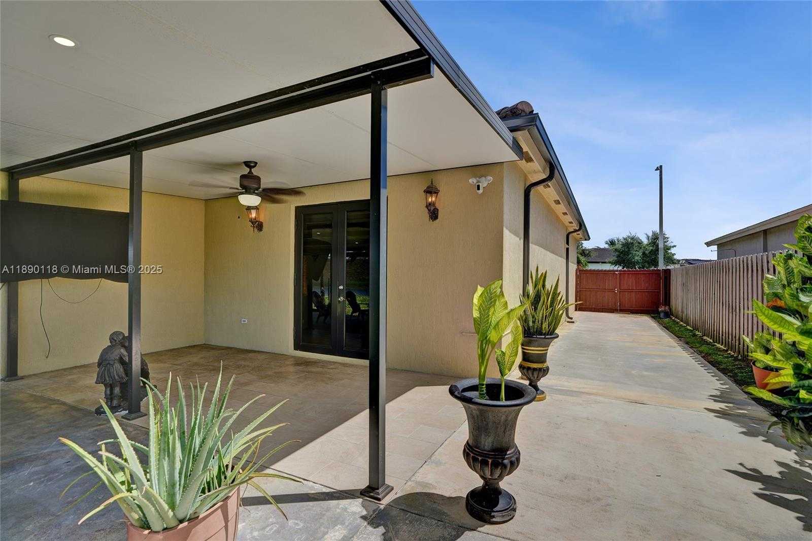 Small Image of 27700 SOUTH WEST 135TH AVE RD, Homestead Number 23