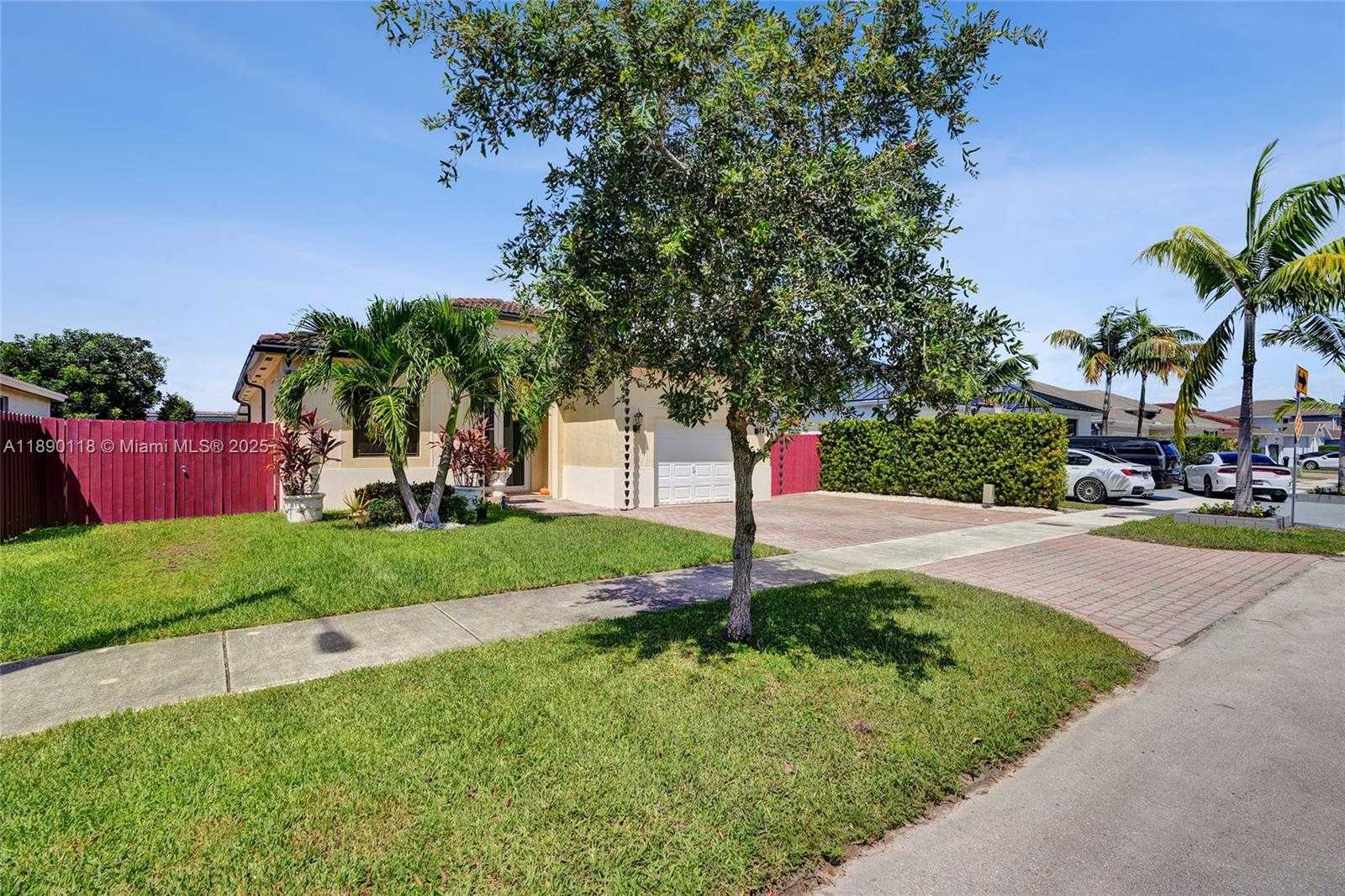 Small Image of 27700 SOUTH WEST 135TH AVE RD, Homestead Number 4
