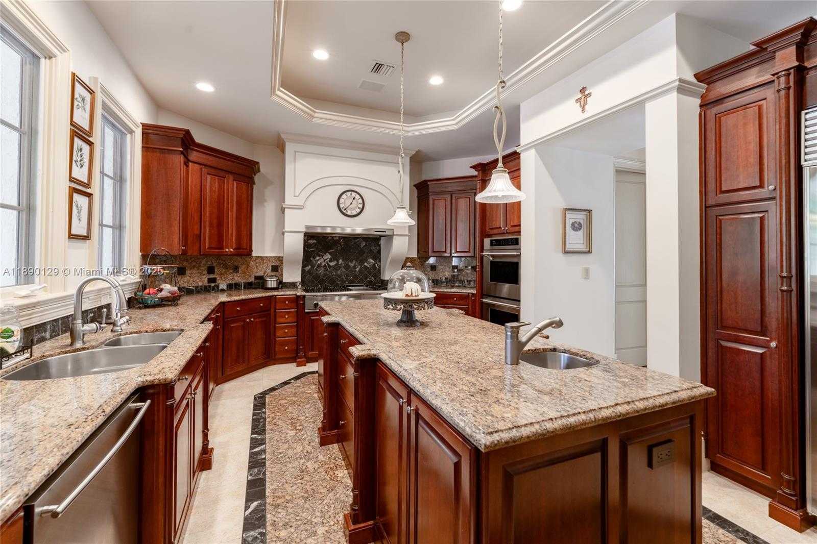 Small Image of 5785 SOUTH WEST 96TH STREET, Pinecrest Number 13