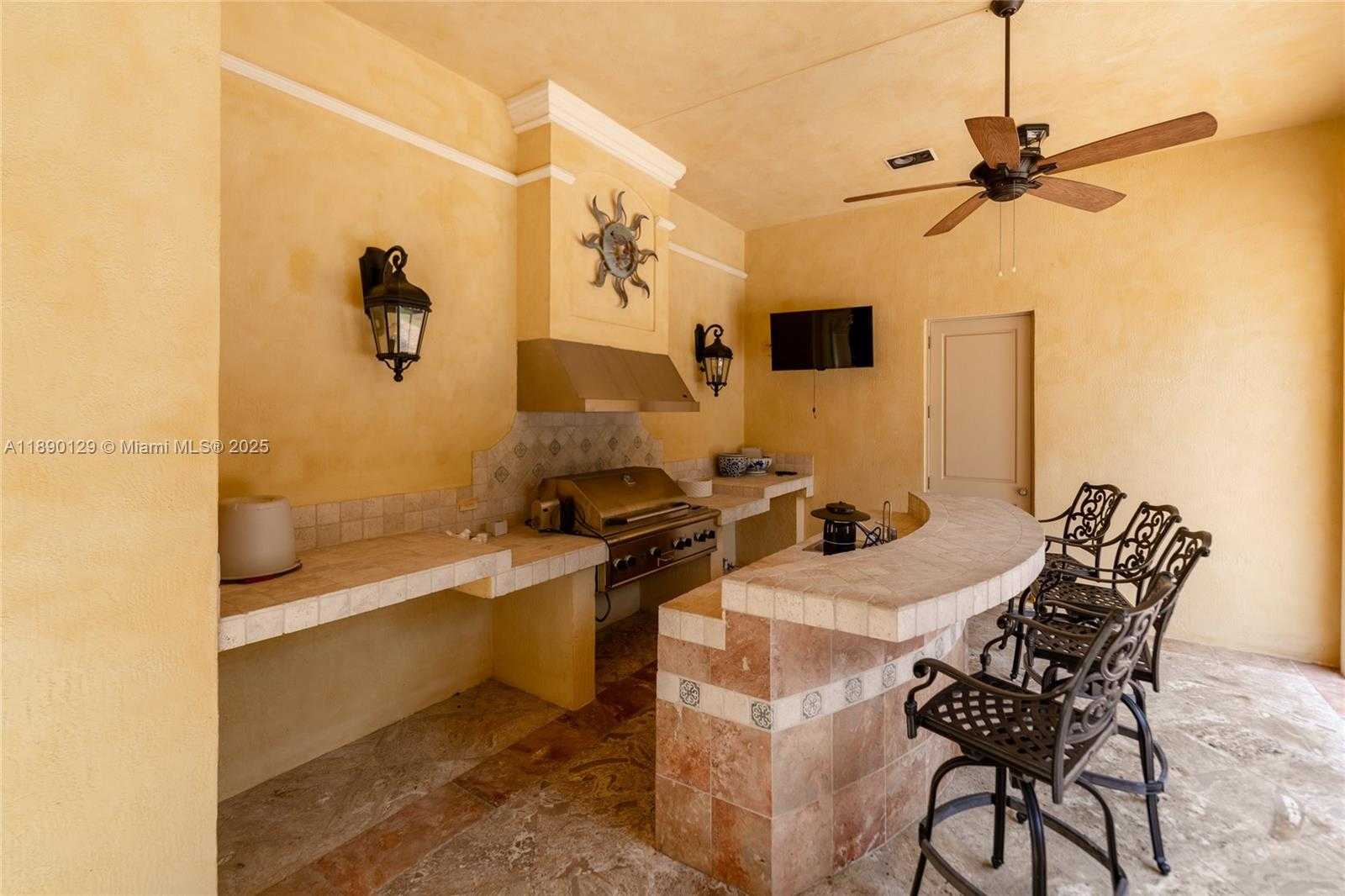 Small Image of 5785 SOUTH WEST 96TH STREET, Pinecrest Number 26