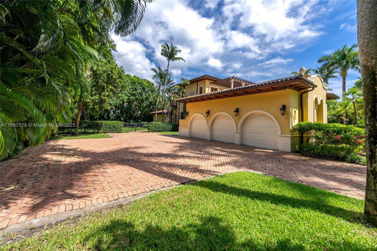Small Image of 5785 SOUTH WEST 96TH STREET, Pinecrest Number 27