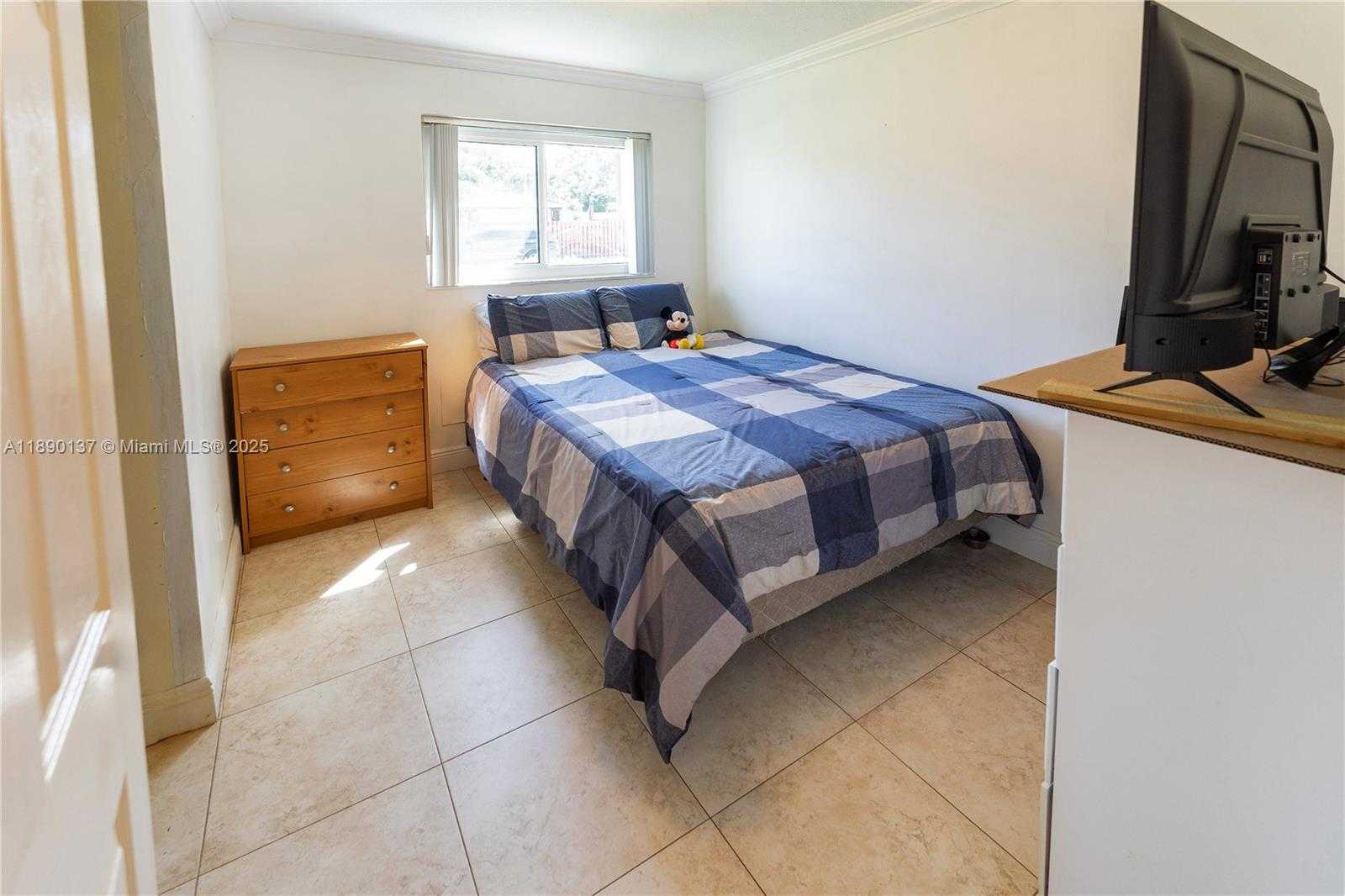 Small Image of 3036 NORTH 58TH AVE, Hollywood Number 11
