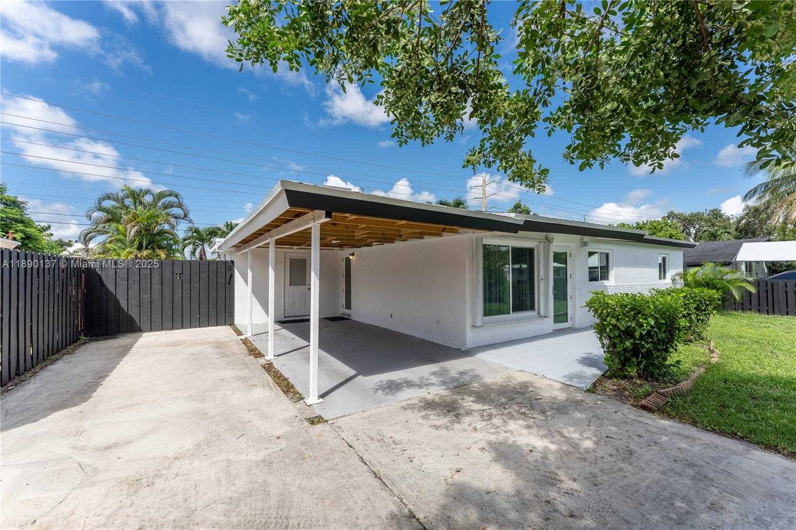 Small Image of 3036 NORTH 58TH AVE, Hollywood Number 22