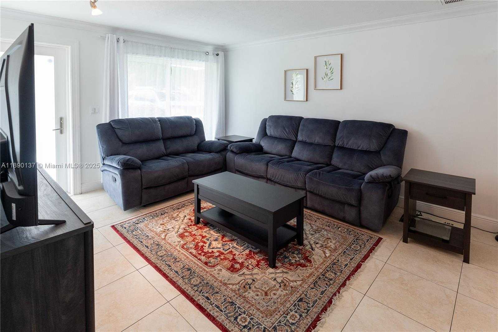 Small Image of 3036 NORTH 58TH AVE, Hollywood Number 6