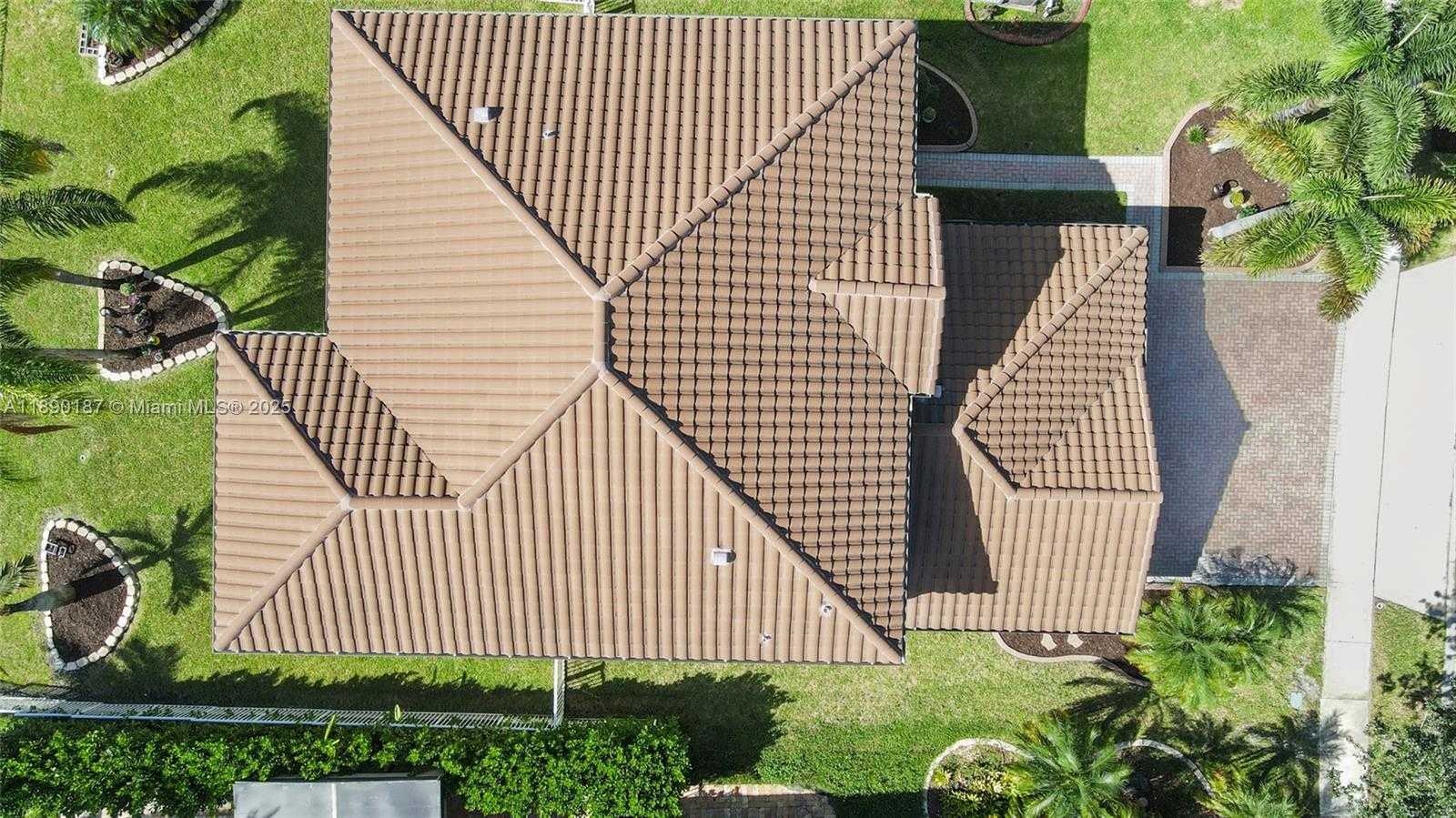 Small Image of 16230 SOUTH WEST 21ST ST, Miramar Number 39