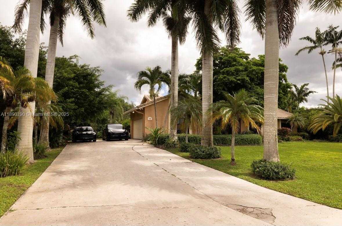 Small Image of 2180 SOUTH WEST 115TH TER, Davie Number 7