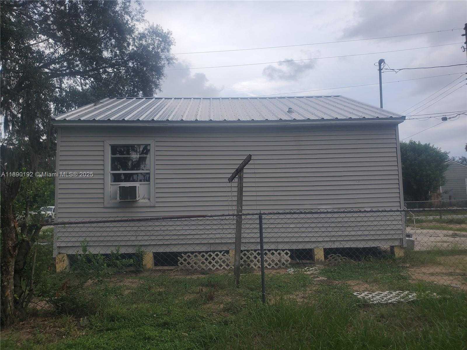 Small Image of 1603 ROSELAND, Sebring Number 15