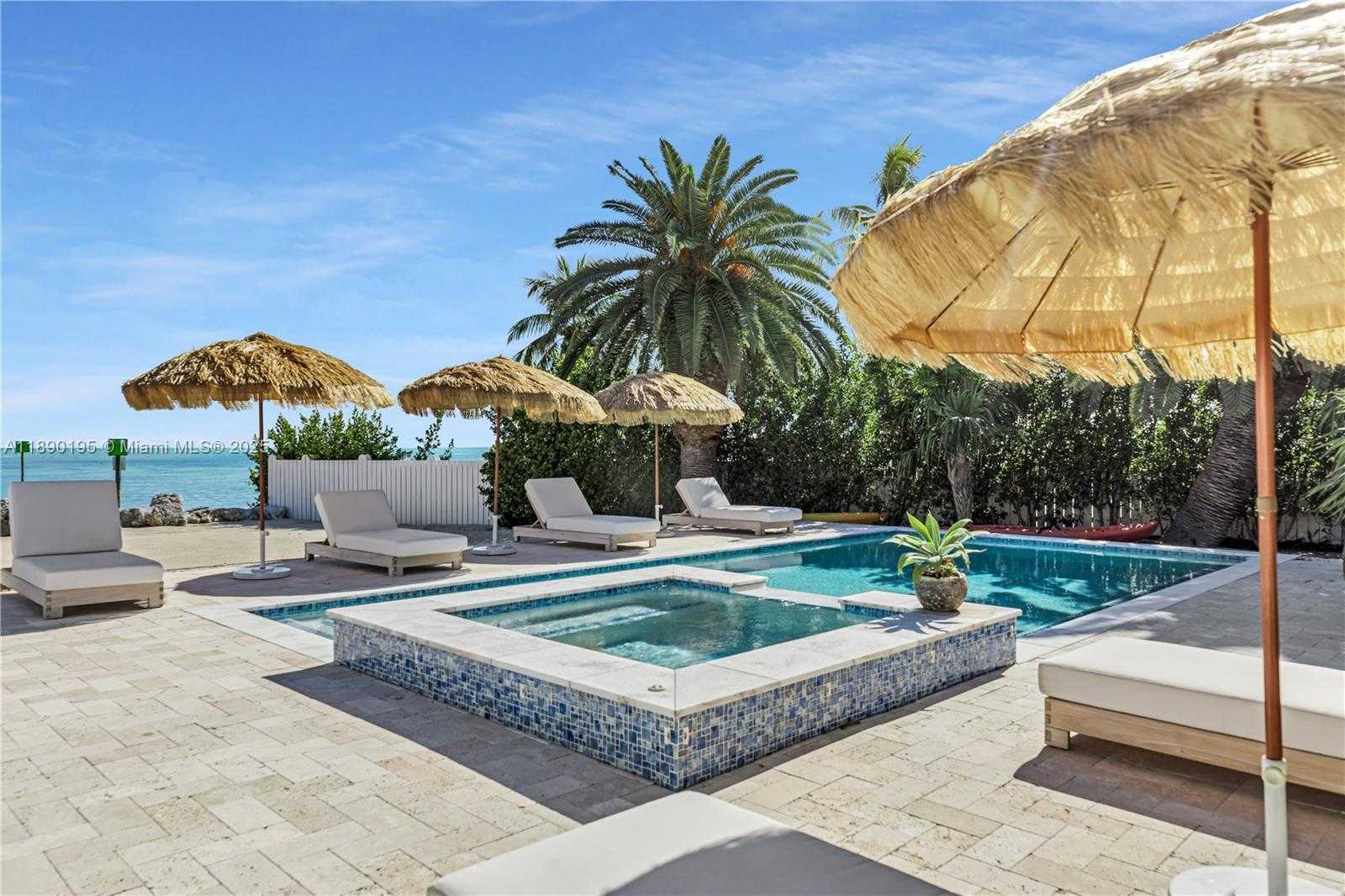 Small Image of 91 IROQUOIS DR, Islamorada Number 21
