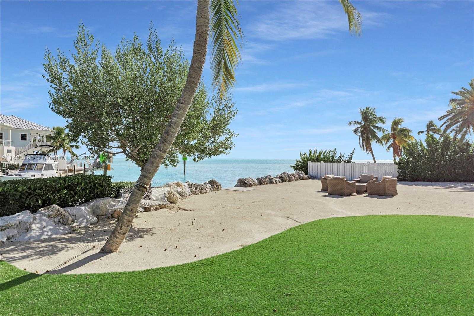 Small Image of 91 IROQUOIS DR, Islamorada Number 22