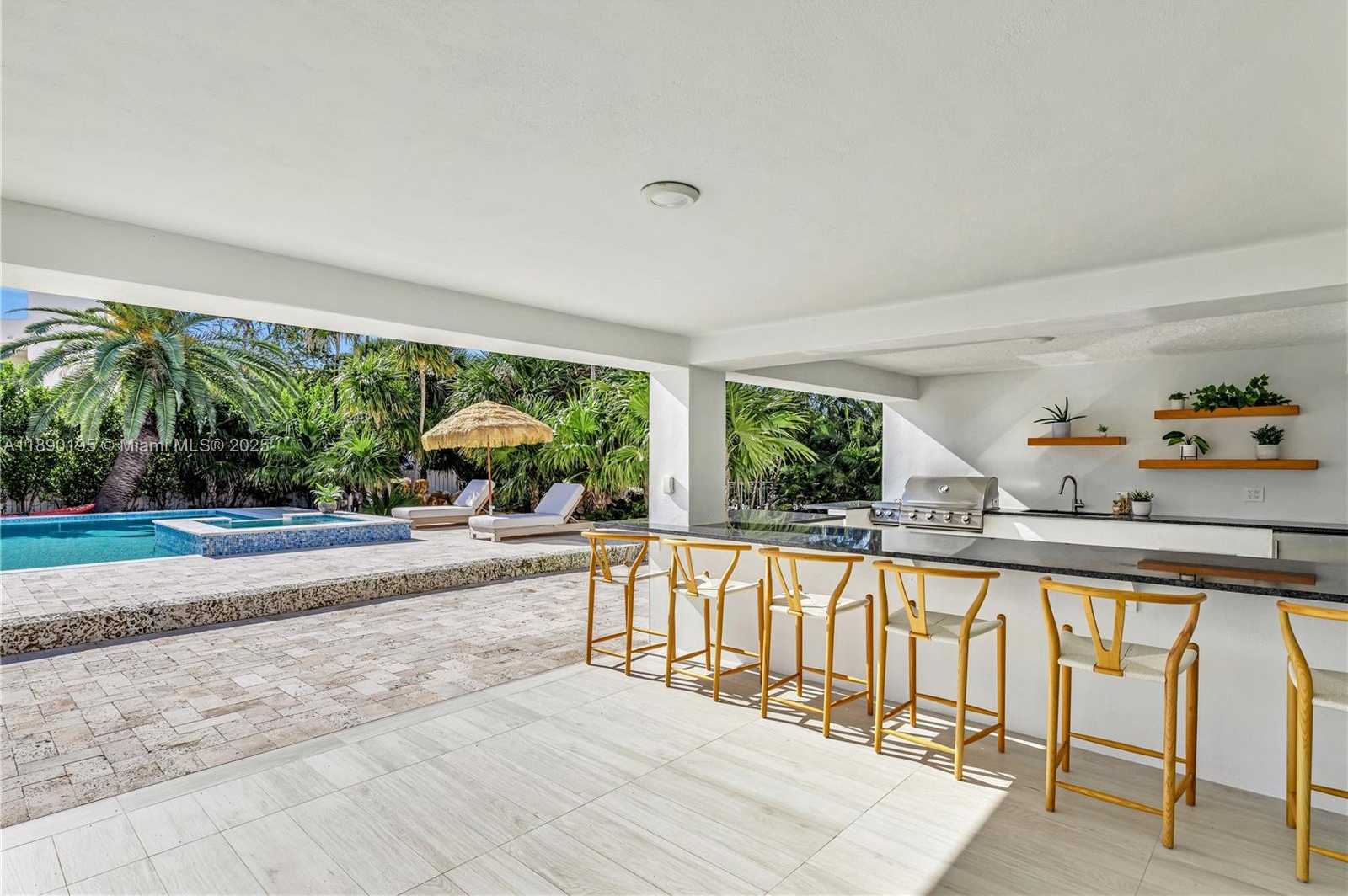 Small Image of 91 IROQUOIS DR, Islamorada Number 24