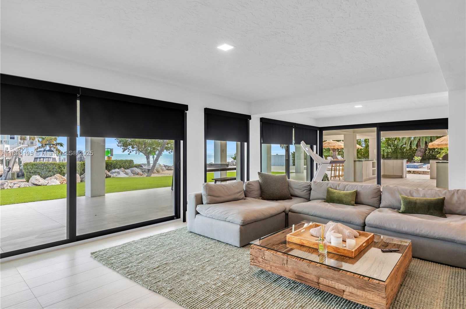 Small Image of 91 IROQUOIS DR, Islamorada Number 28
