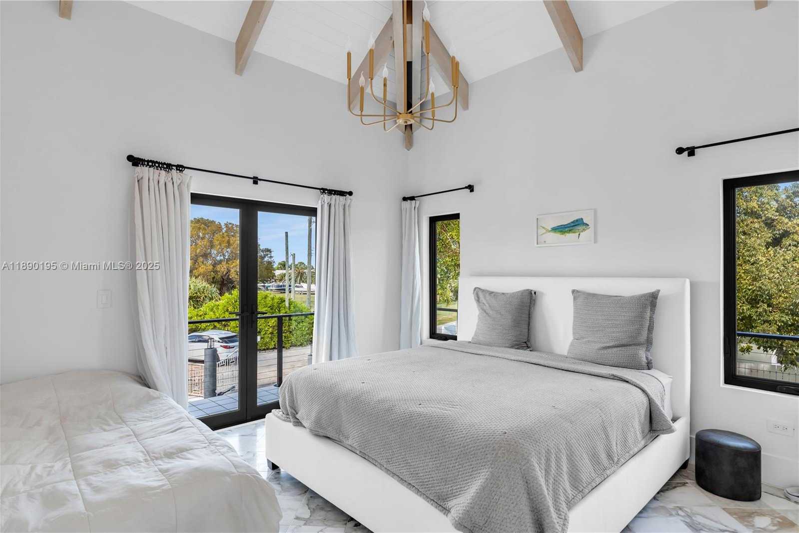 Small Image of 91 IROQUOIS DR, Islamorada Number 38