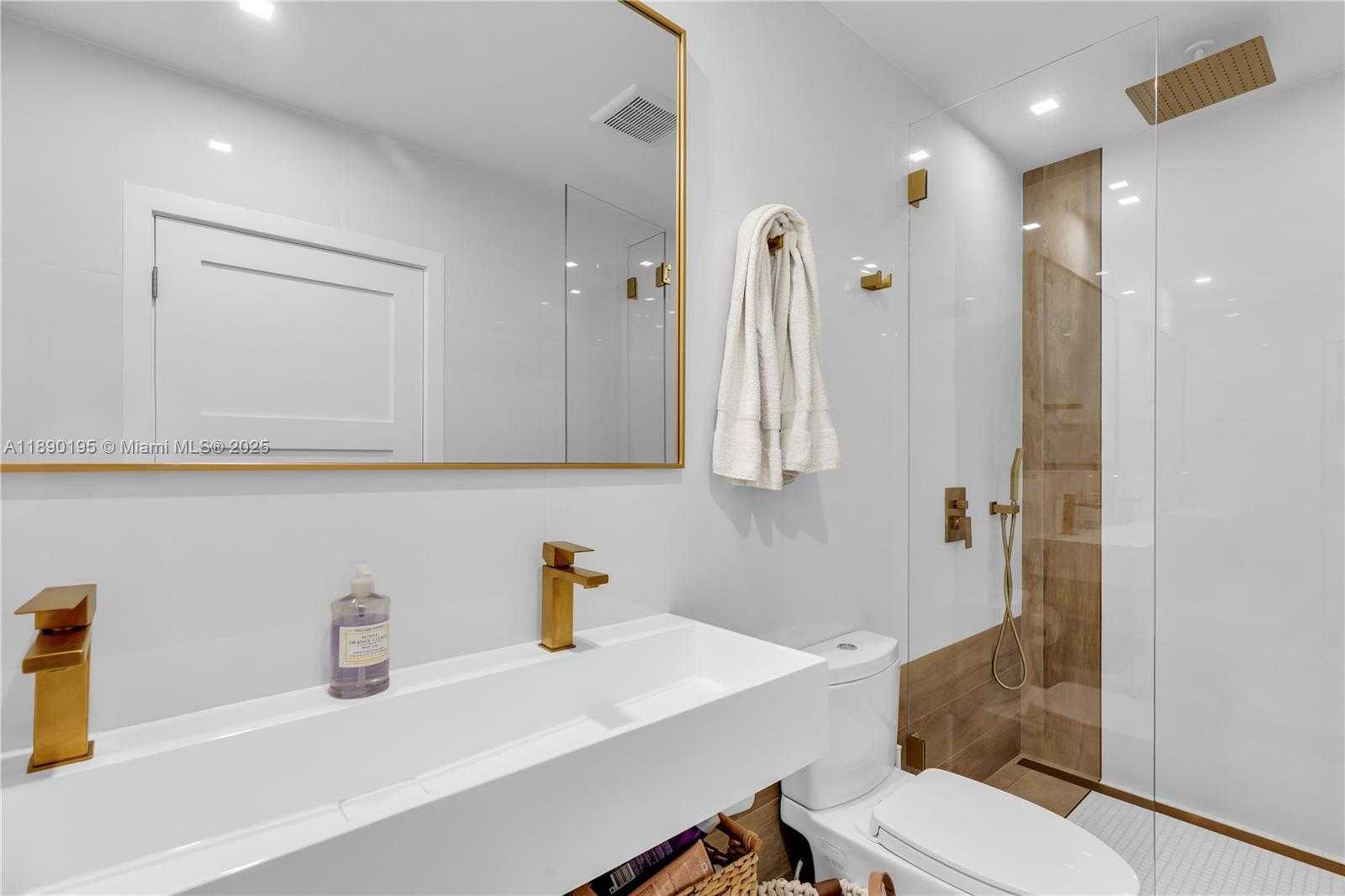 Small Image of 91 IROQUOIS DR, Islamorada Number 44