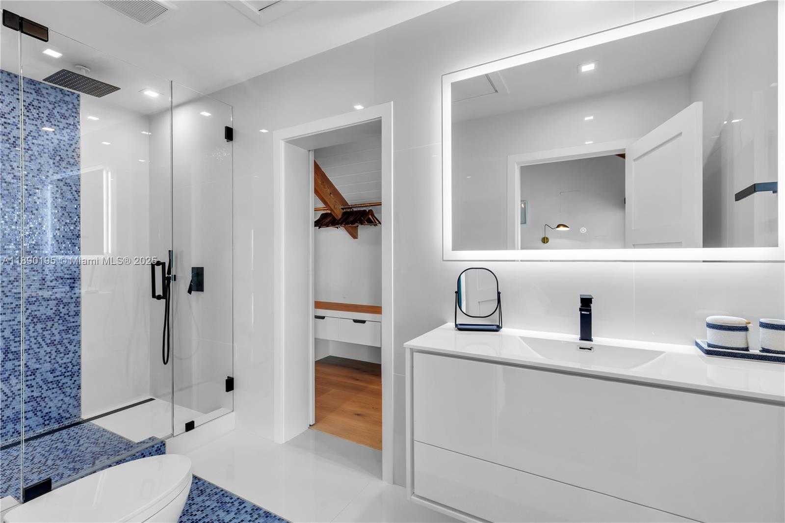 Small Image of 91 IROQUOIS DR, Islamorada Number 46