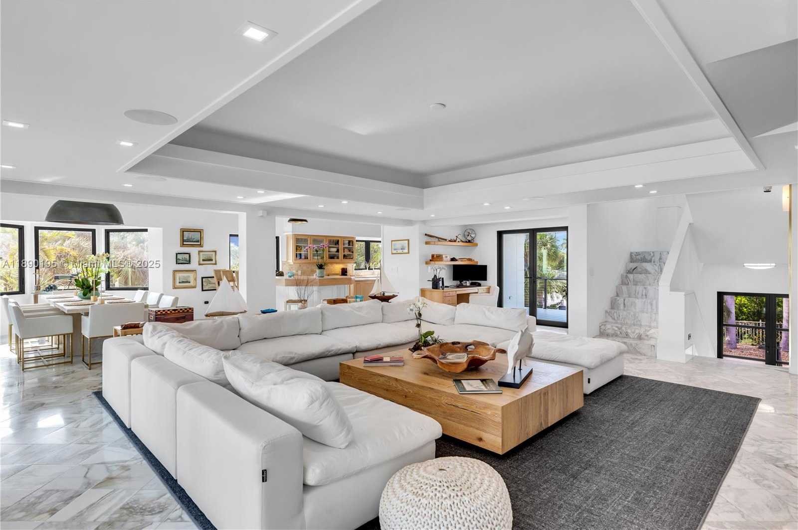 Small Image of 91 IROQUOIS DR, Islamorada Number 8