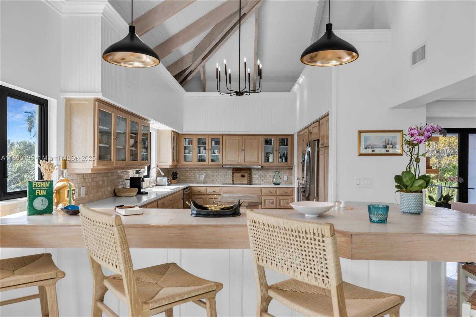 Small Image of 91 IROQUOIS DR, Islamorada Number 9