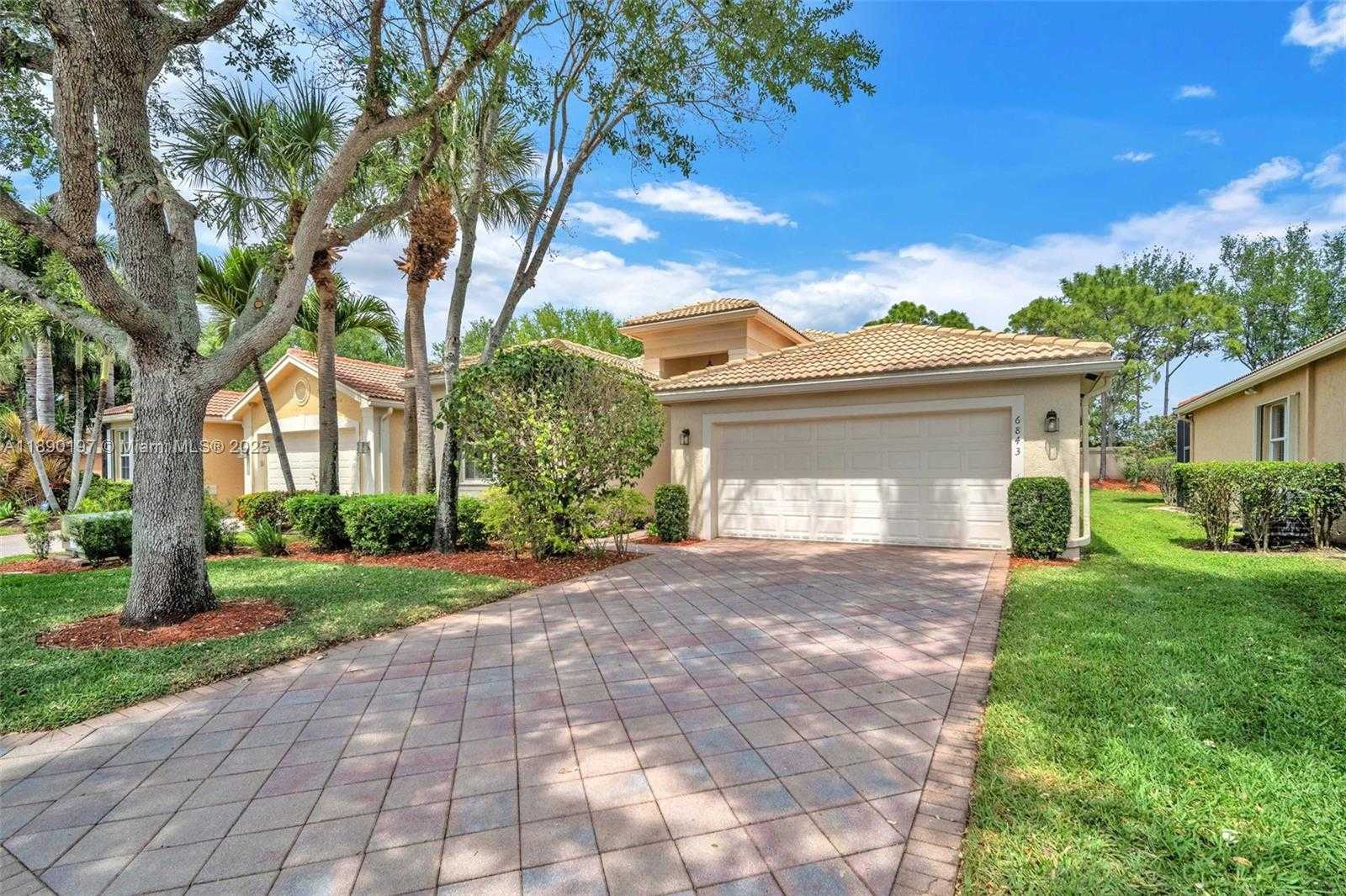 Small Image of 6843 MONTROSE WAY, Boynton Beach Number 2
