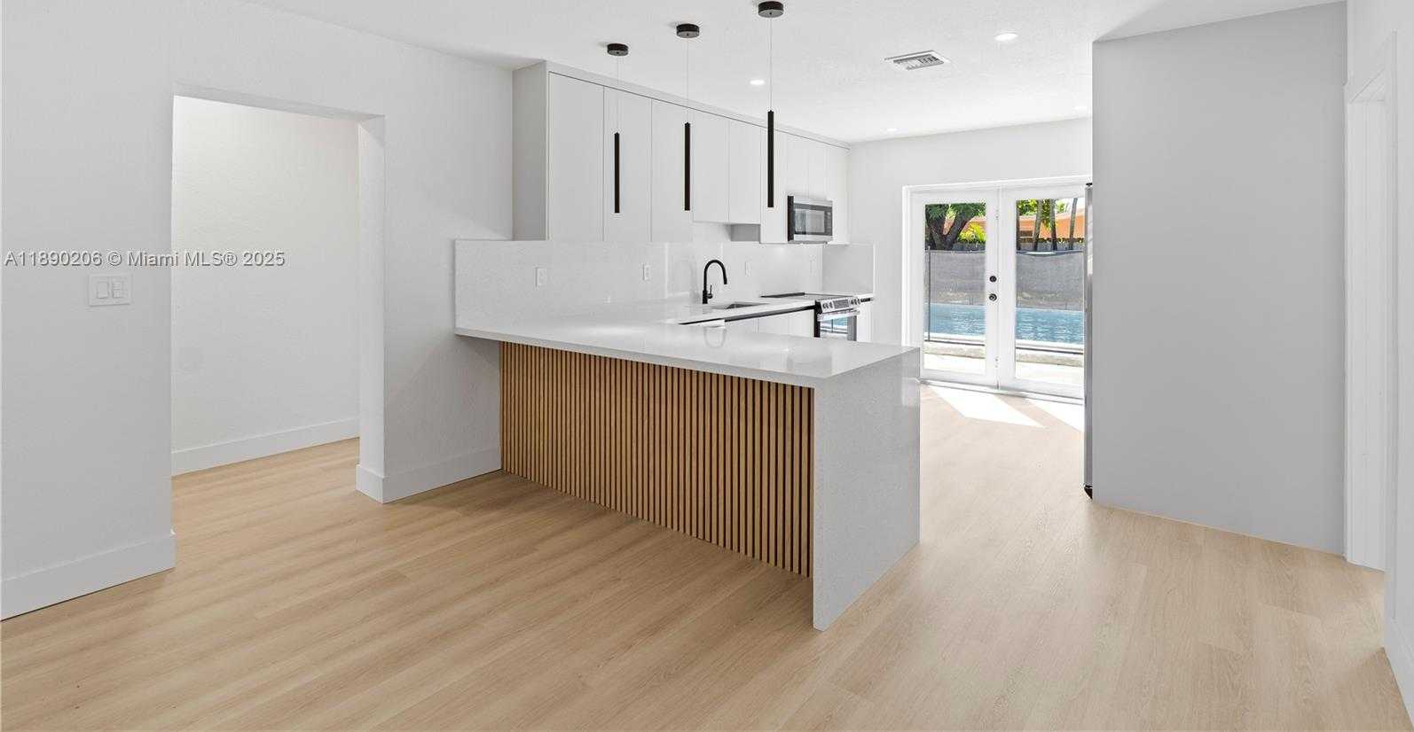 Small Image of 200 EAST 60TH ST, Hialeah Number 15