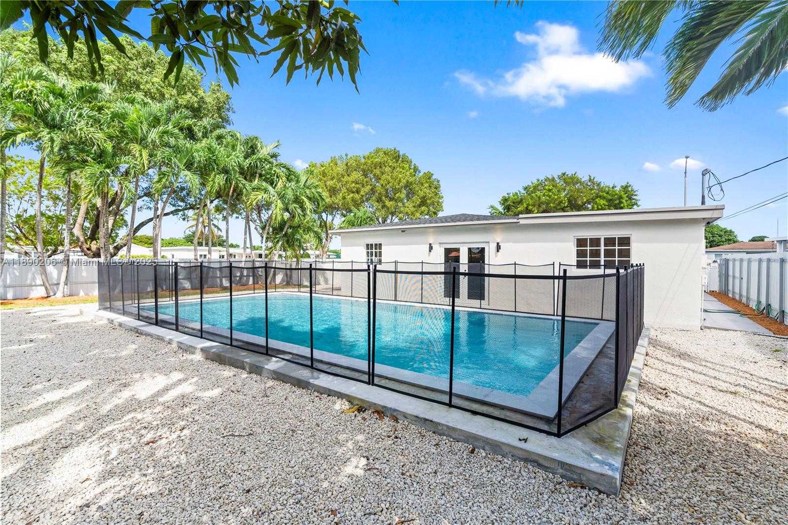 Small Image of 200 EAST 60TH ST, Hialeah Number 30