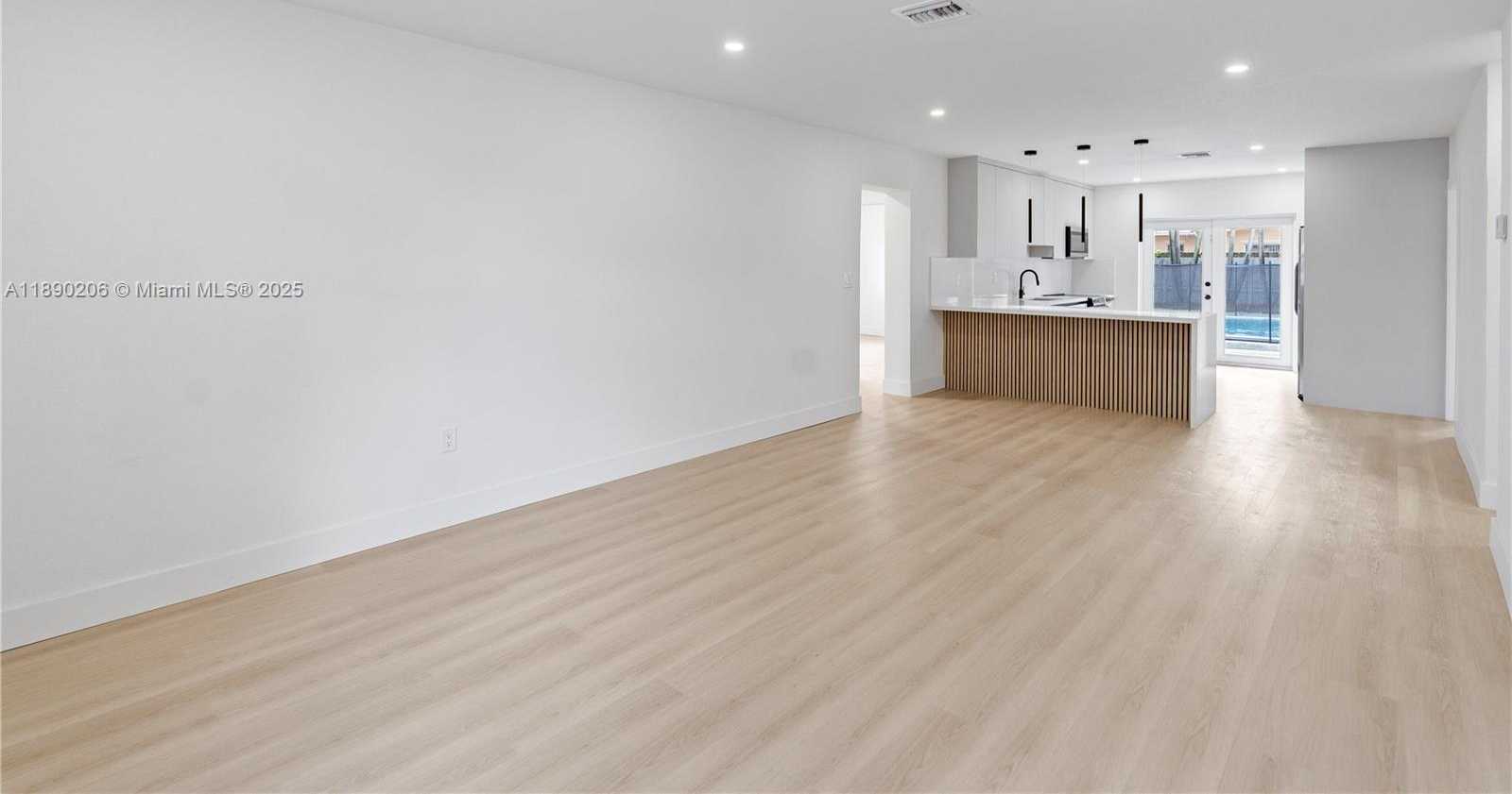 Small Image of 200 EAST 60TH ST, Hialeah Number 9