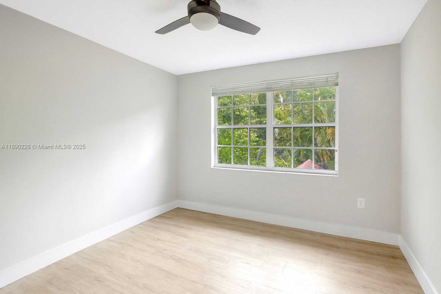 Small Image of 573 NORTH WEST 135TH TER, Plantation Number 26