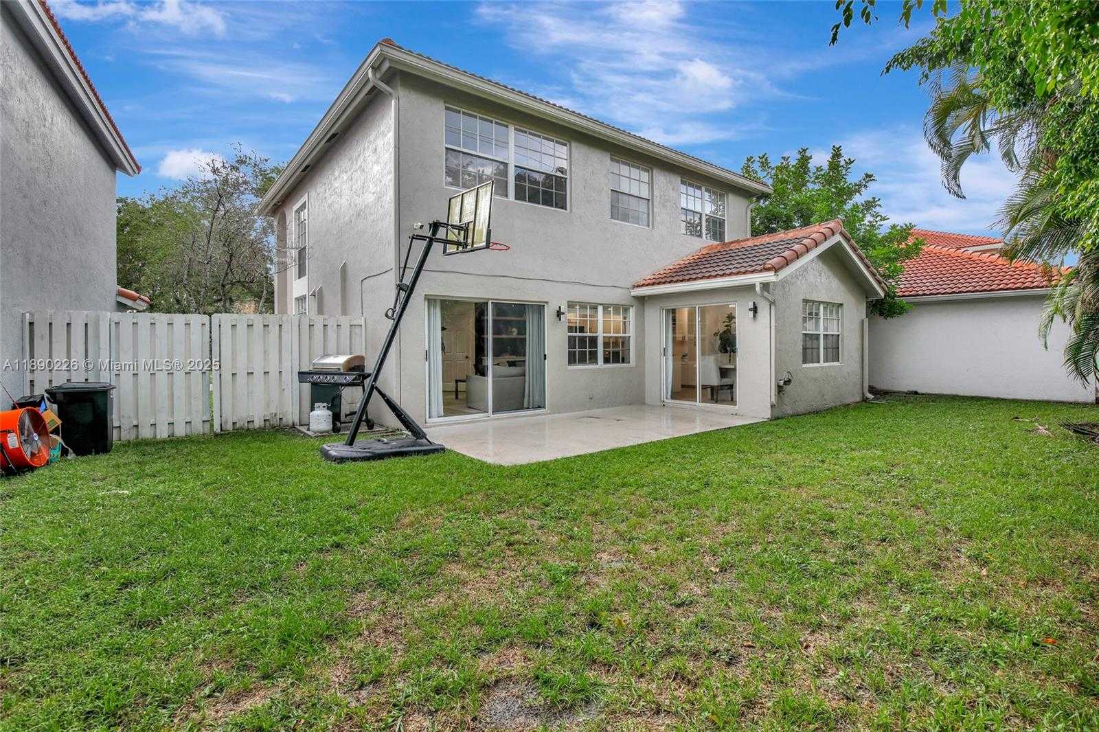 Small Image of 573 NORTH WEST 135TH TER, Plantation Number 37