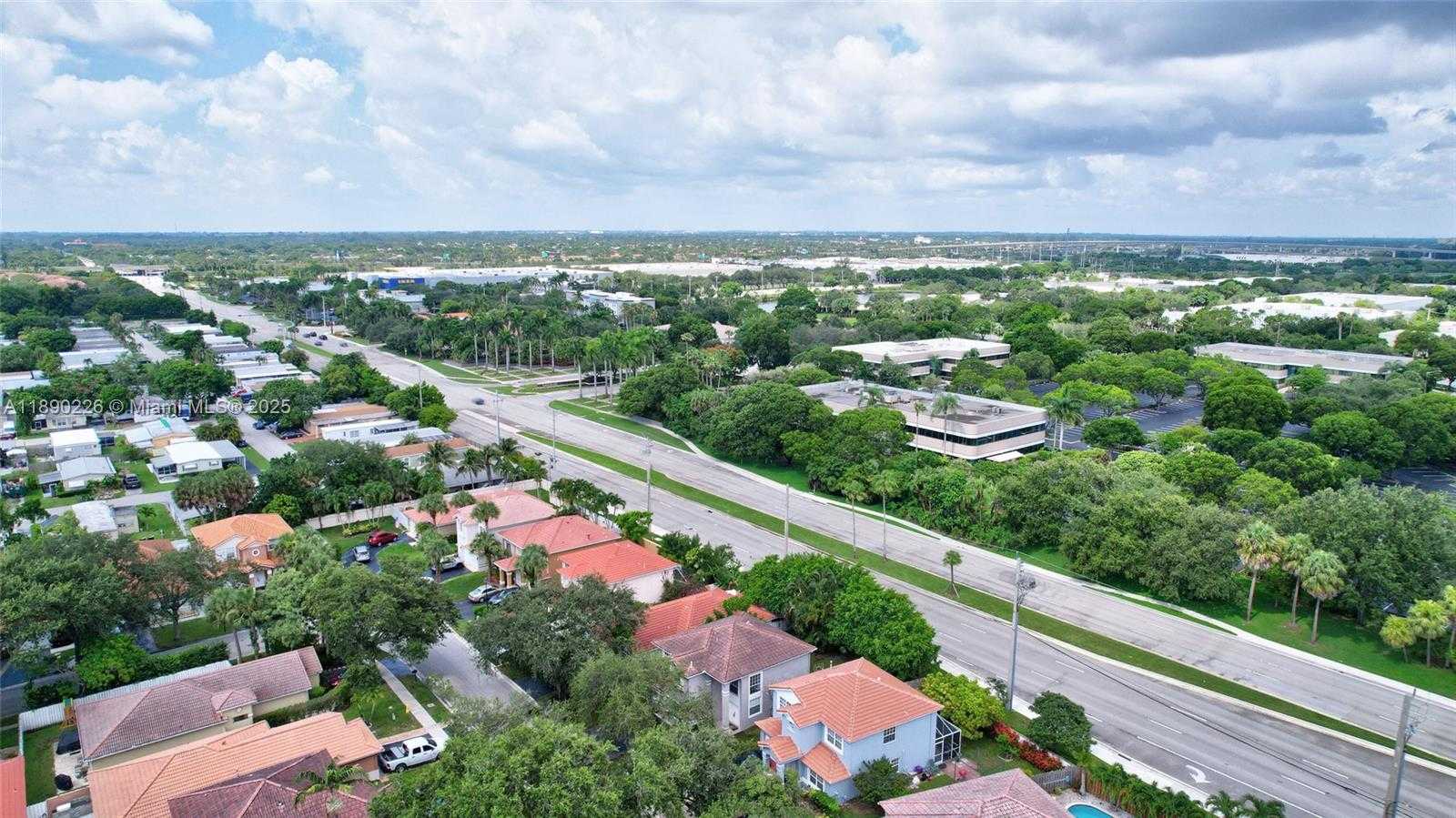 Small Image of 573 NORTH WEST 135TH TER, Plantation Number 48