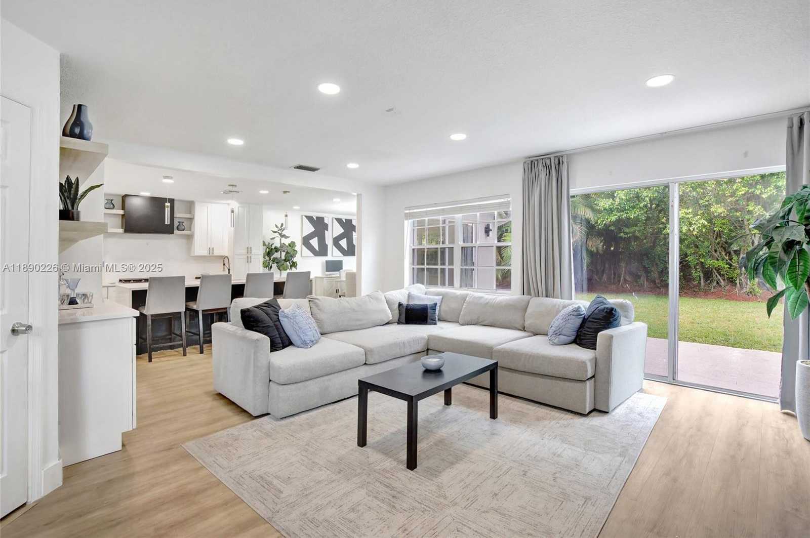 Small Image of 573 NORTH WEST 135TH TER, Plantation Number 7