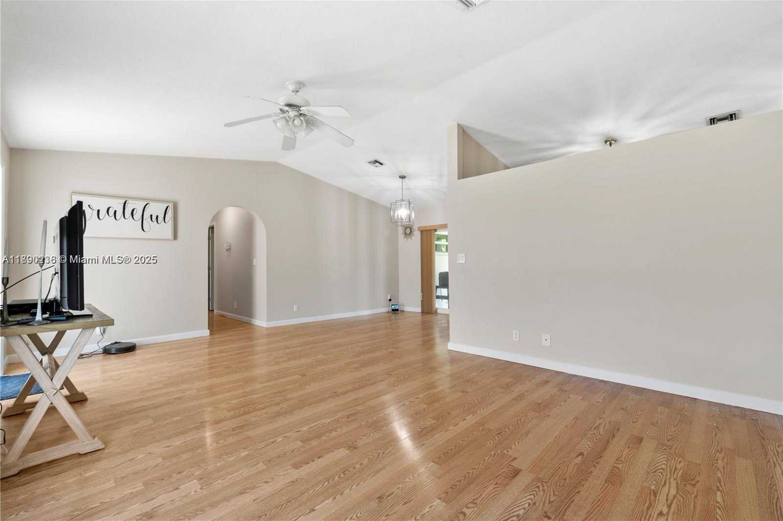 Small Image of 13752 SOUTH WEST 285TH ST, Homestead Number 14