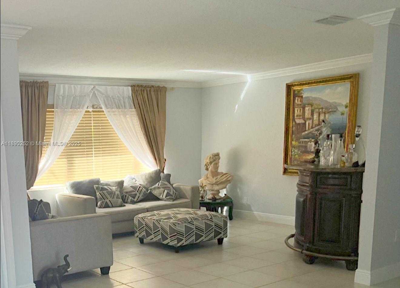 Small Image of 16841 NORTH WEST 80TH CT, Miami Lakes Number 12