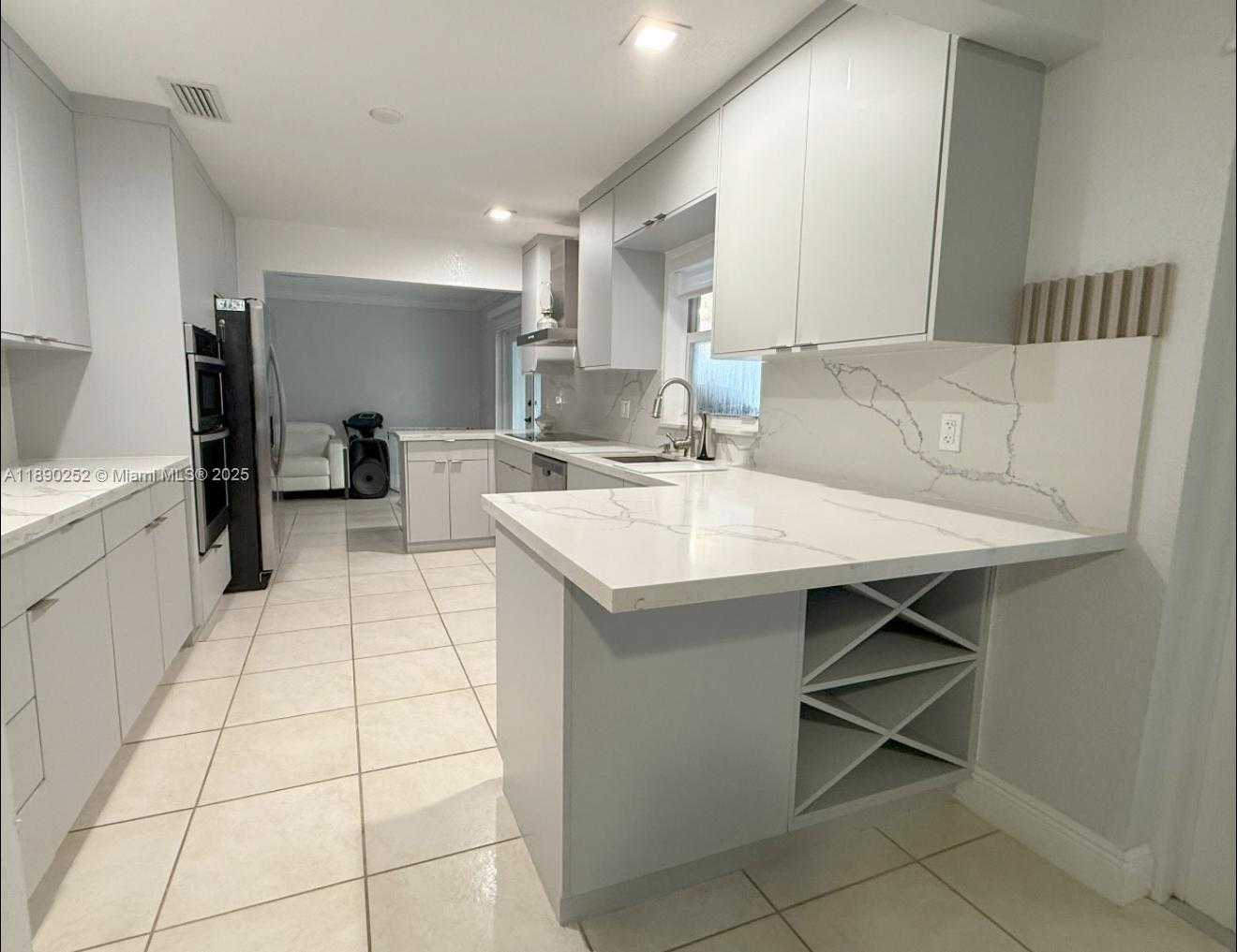 Small Image of 16841 NORTH WEST 80TH CT, Miami Lakes Number 16